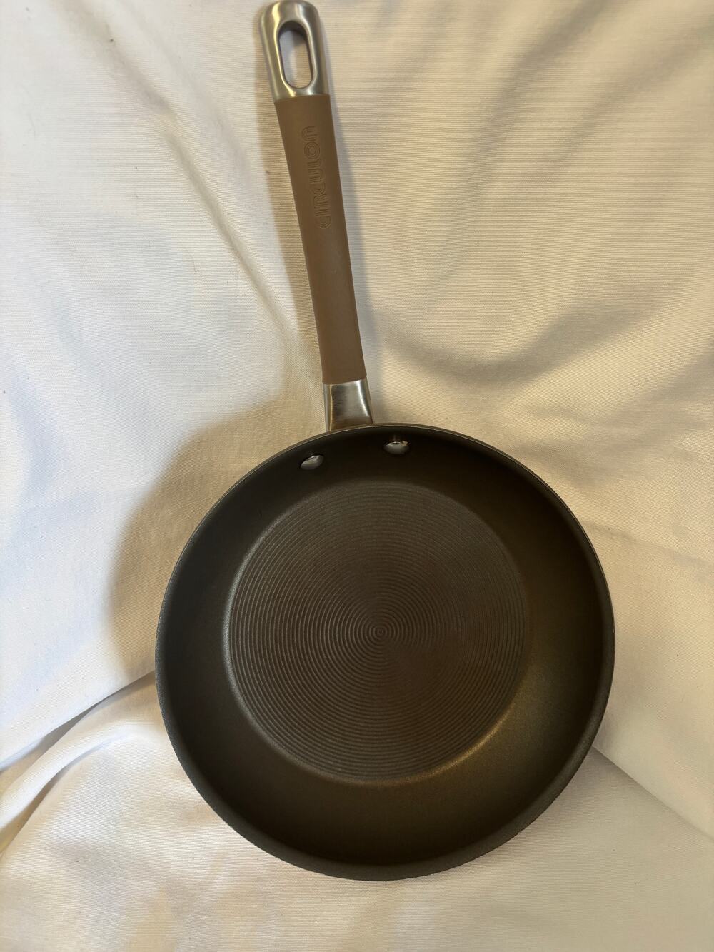 Circulon Premier Professional Skillet 10" Hard Anodized Induction